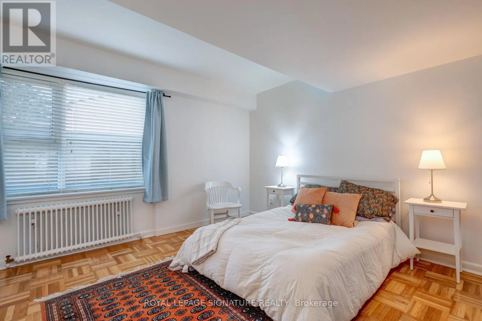 3 - 8 CORINTH GARDENS