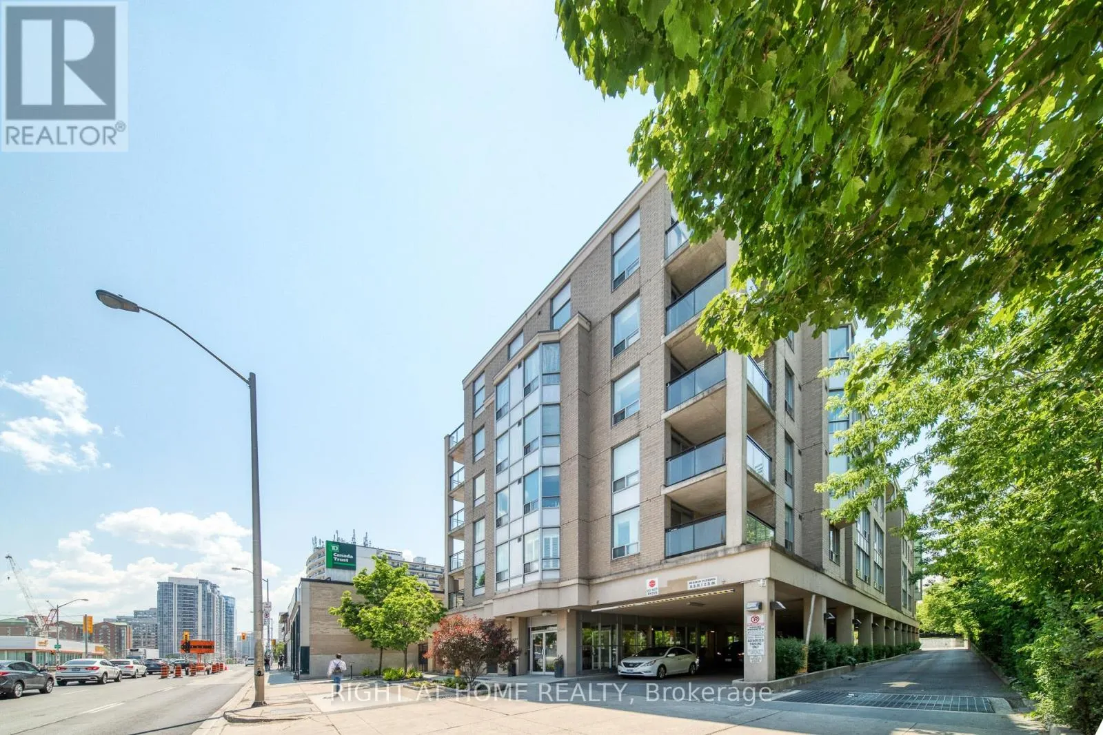 PH3 - 5940 YONGE STREET