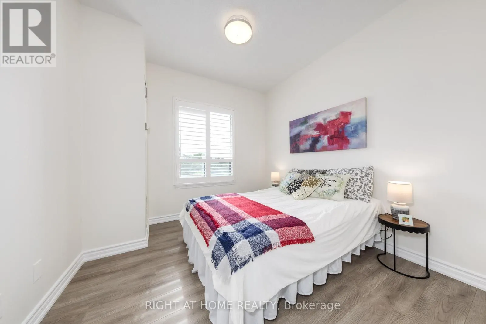 PH3 - 5940 YONGE STREET