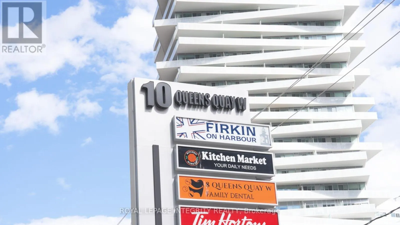 1410 - 10 QUEENS QUAY W