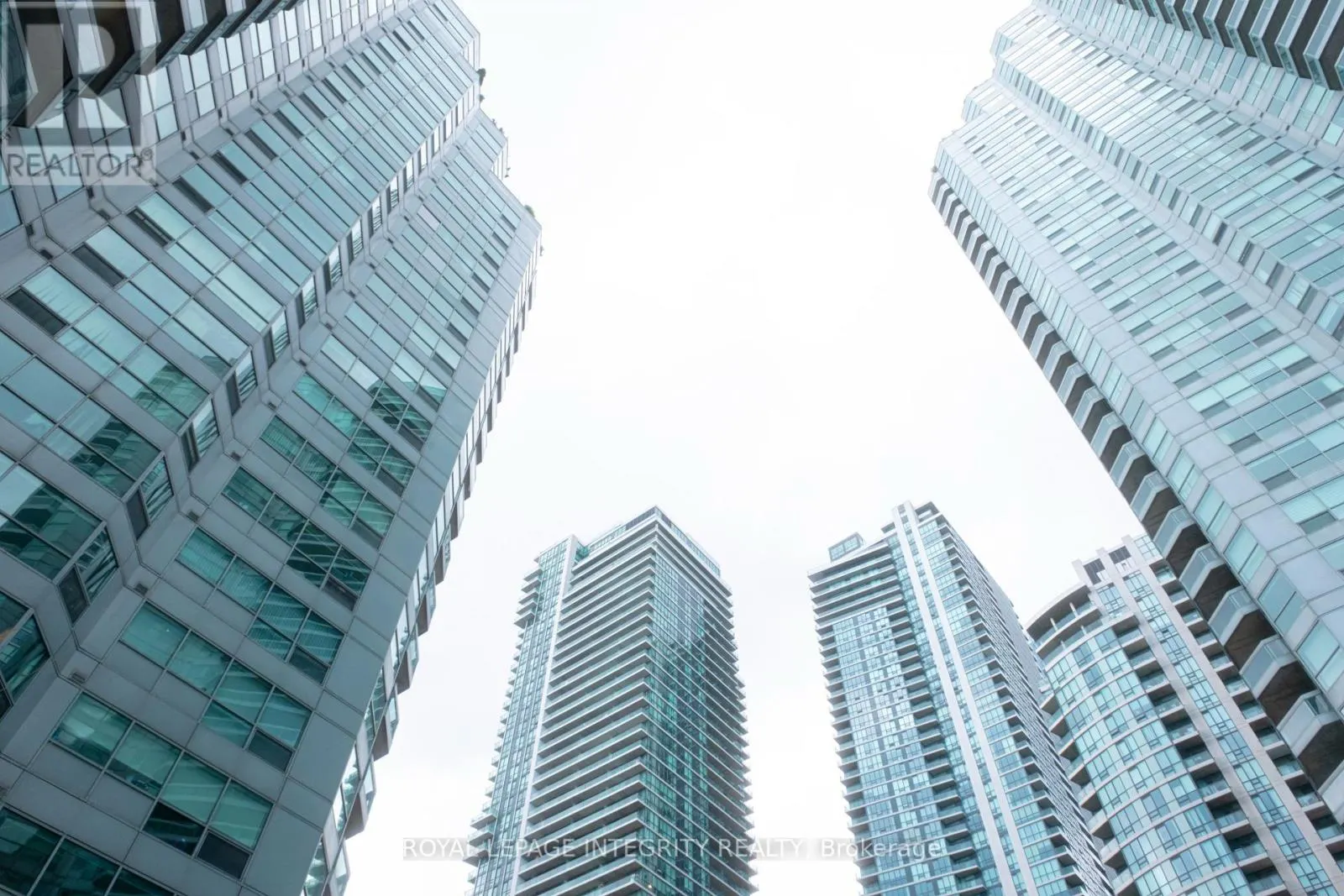 1410 - 10 QUEENS QUAY W