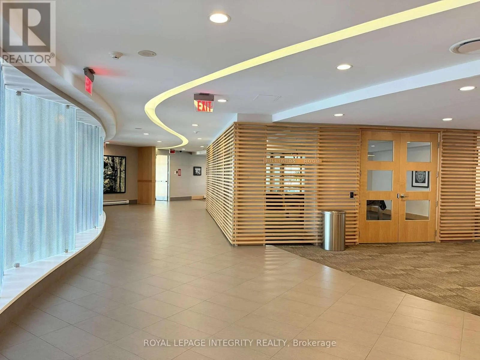 1410 - 10 QUEENS QUAY W