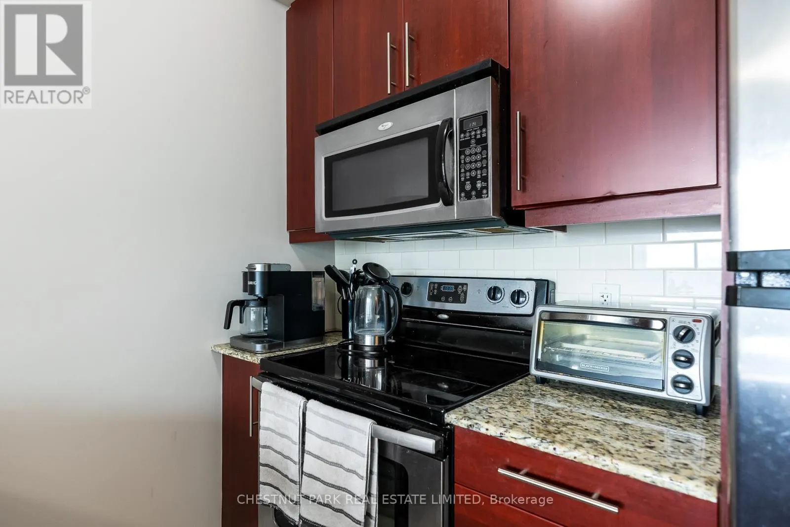 1508 - 88 BROADWAY AVENUE