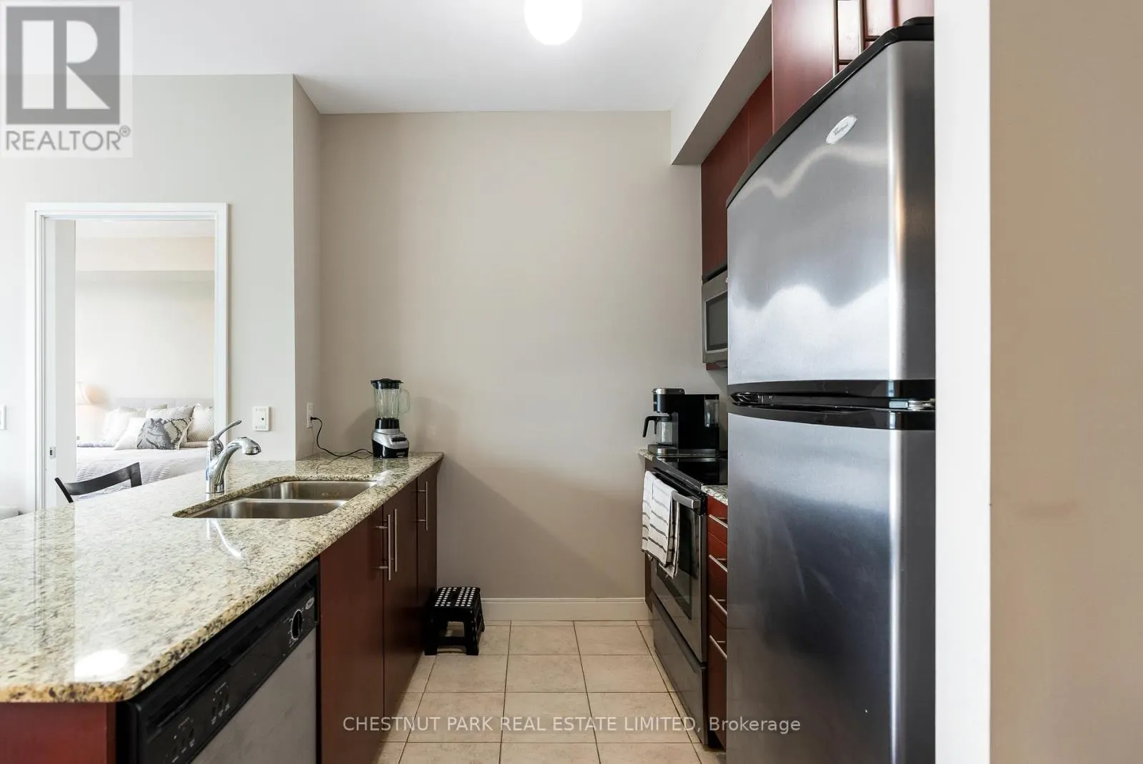 1508 - 88 BROADWAY AVENUE