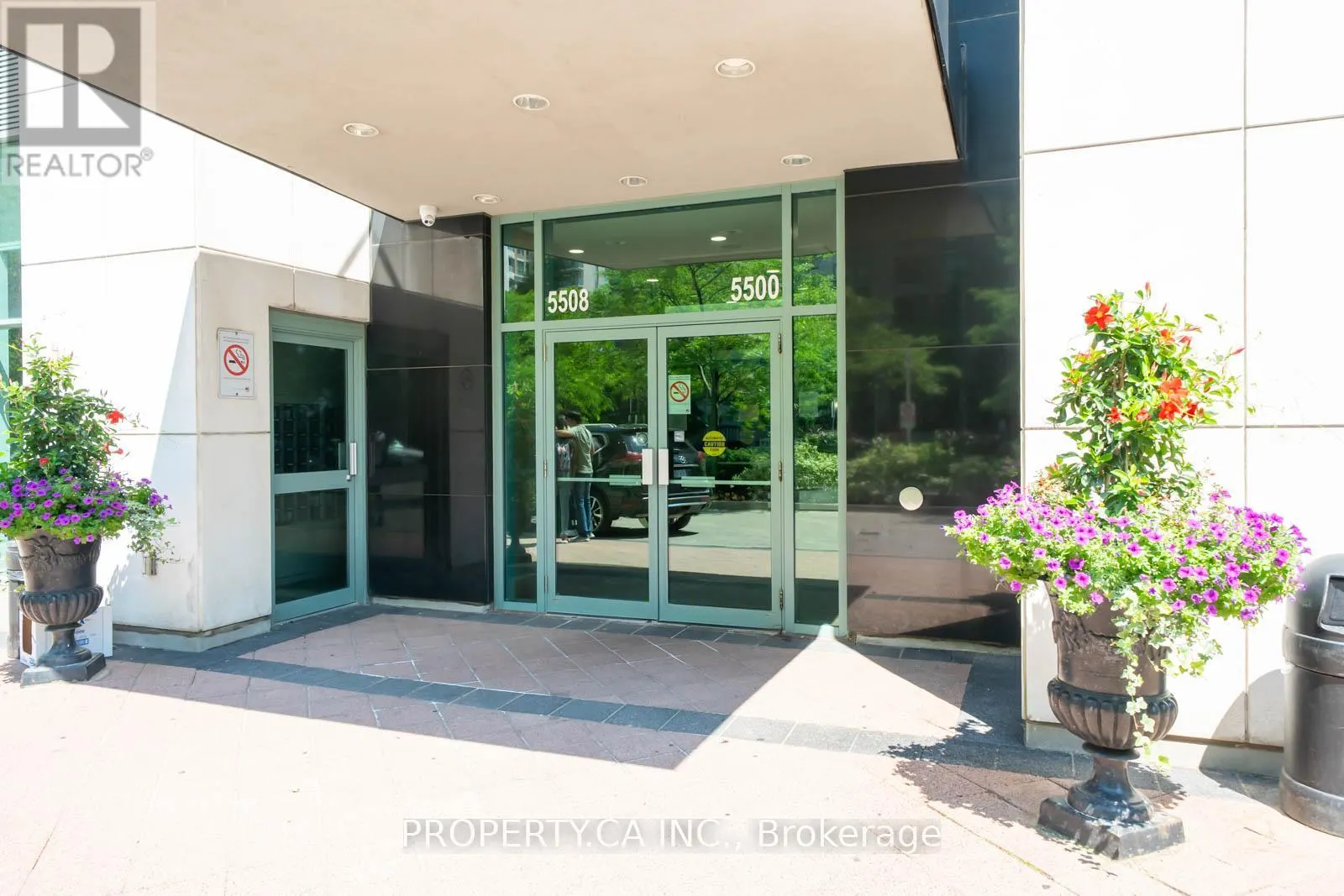 PH03 - 5508 YONGE STREET