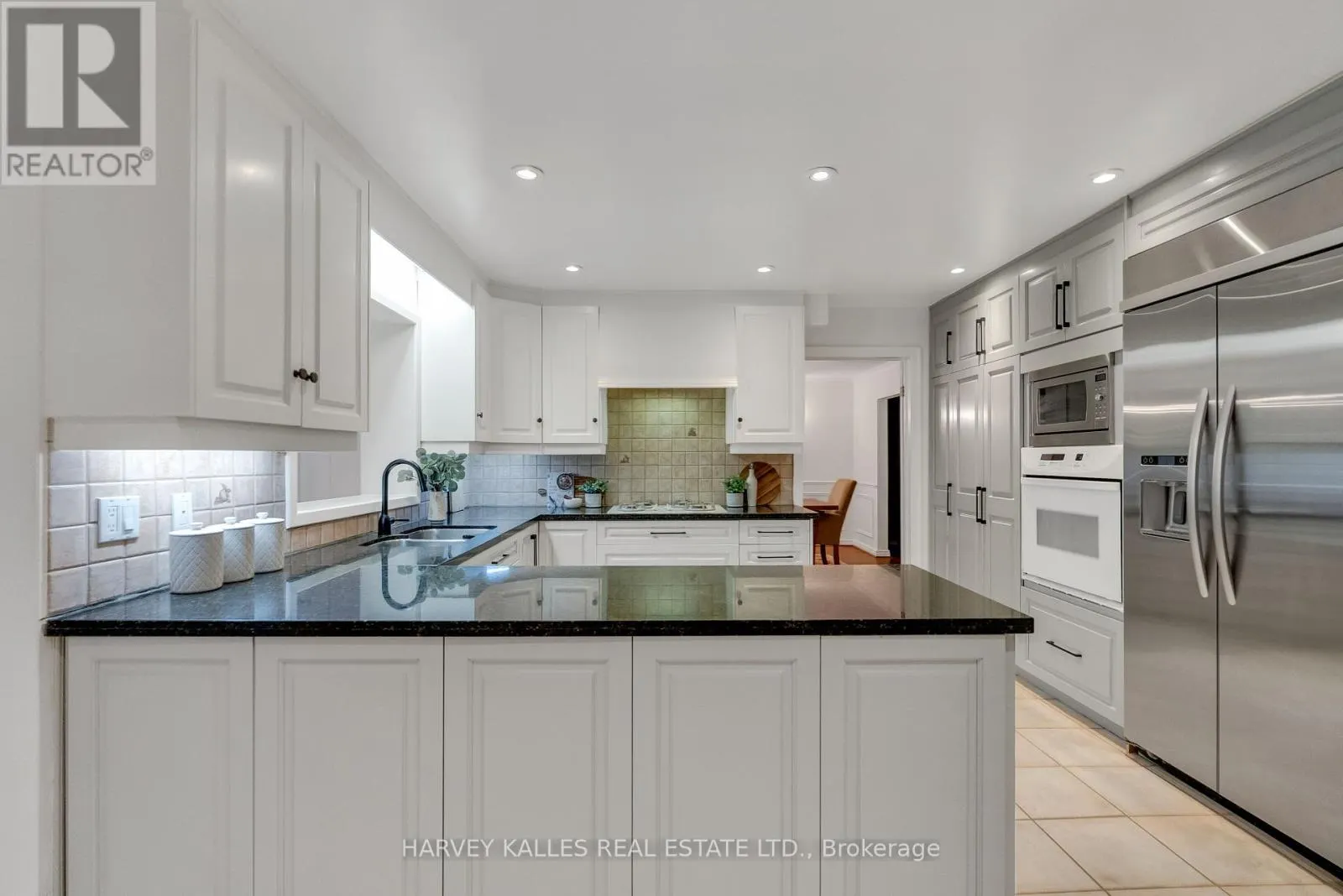 27 BOBWHITE CRESCENT