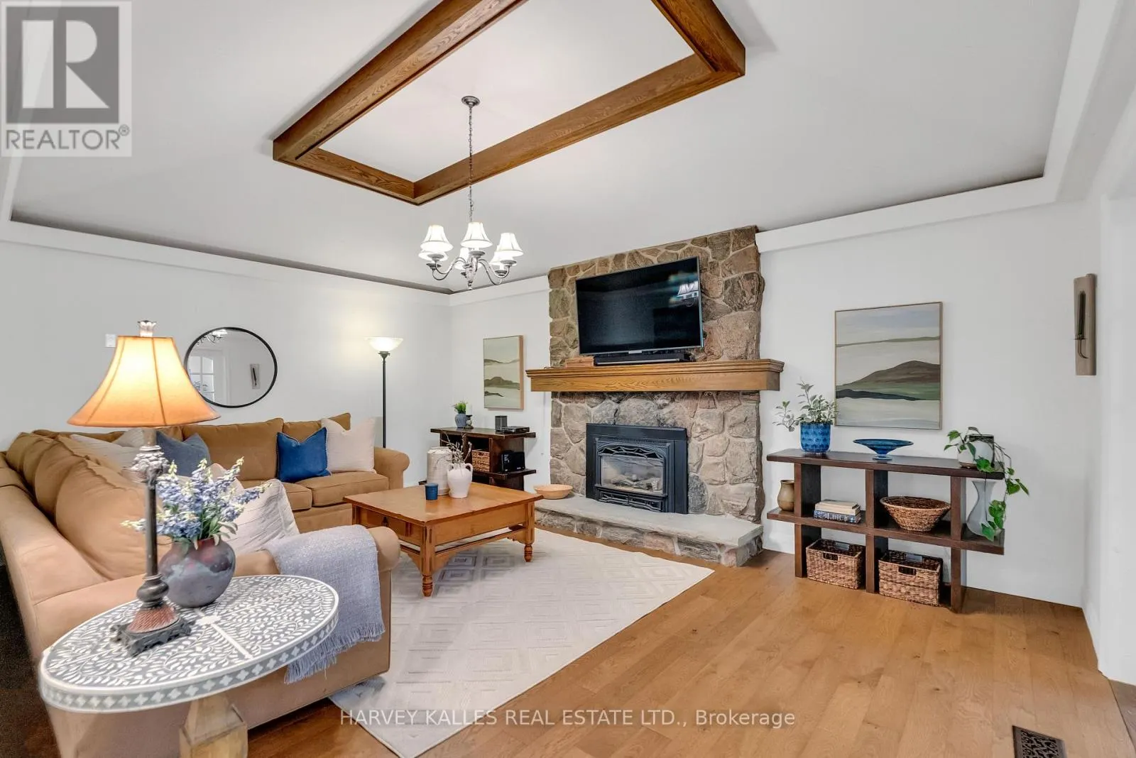27 BOBWHITE CRESCENT
