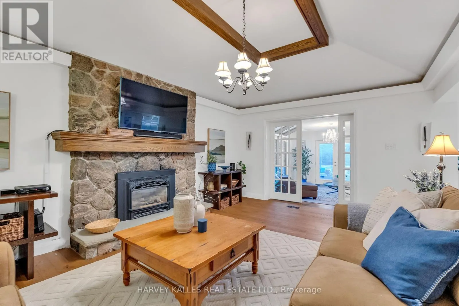 27 BOBWHITE CRESCENT