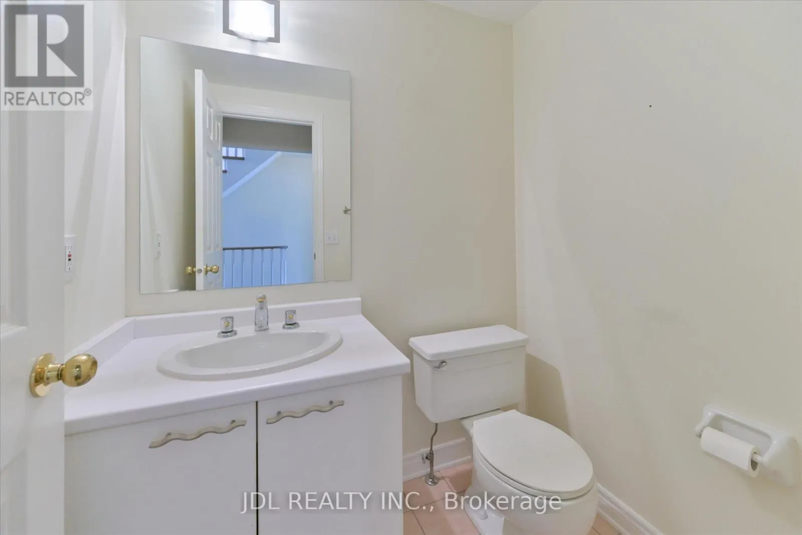 UNIT I - 3036 BAYVIEW AVENUE