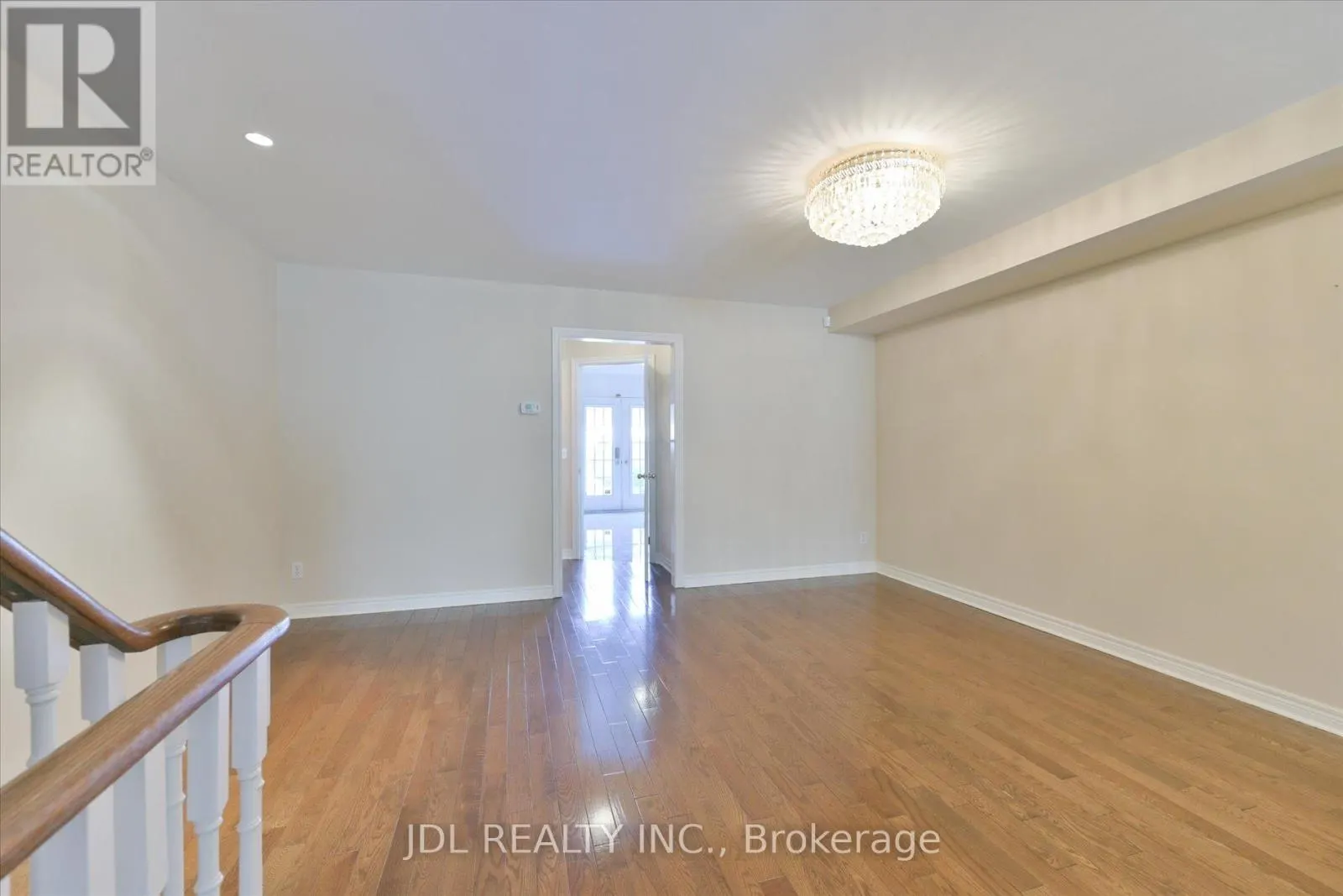UNIT I - 3036 BAYVIEW AVENUE