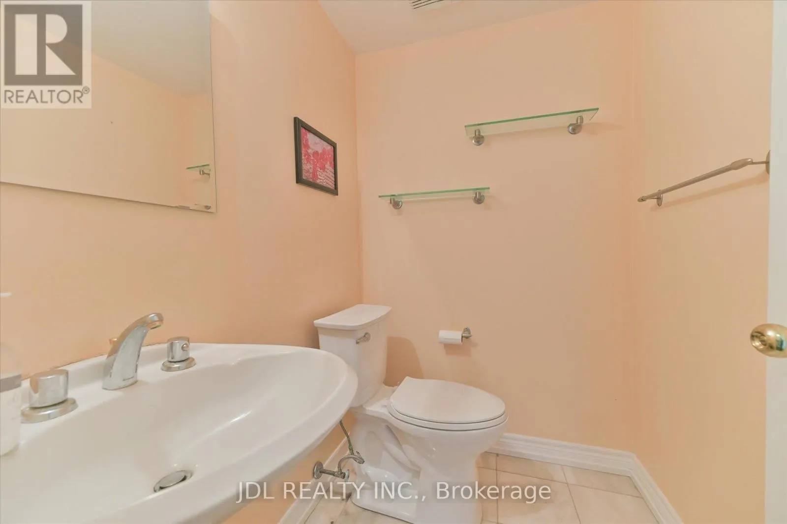UNIT I - 3036 BAYVIEW AVENUE
