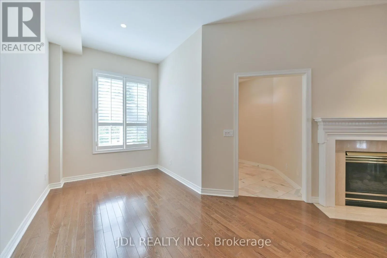 UNIT I - 3036 BAYVIEW AVENUE