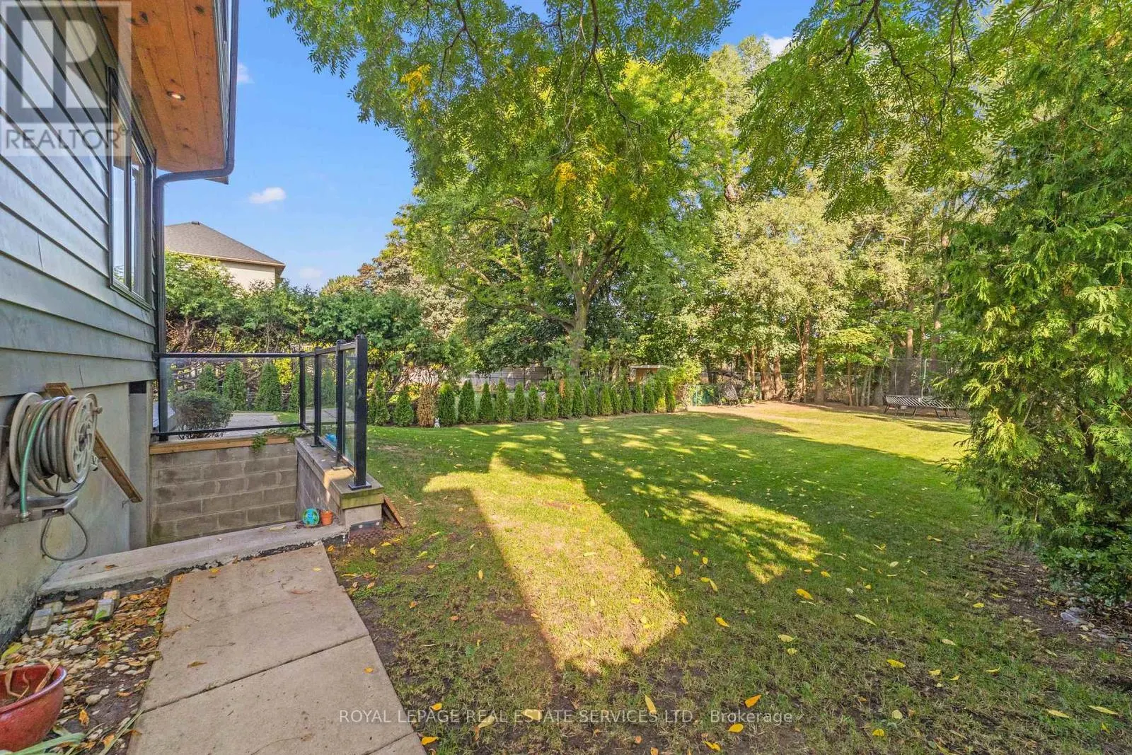 12 ARMOUR BOULEVARD