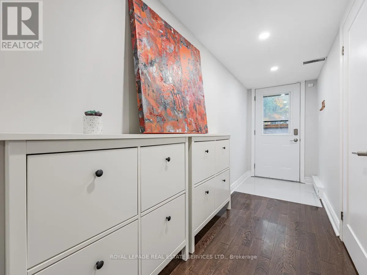 12 ARMOUR BOULEVARD