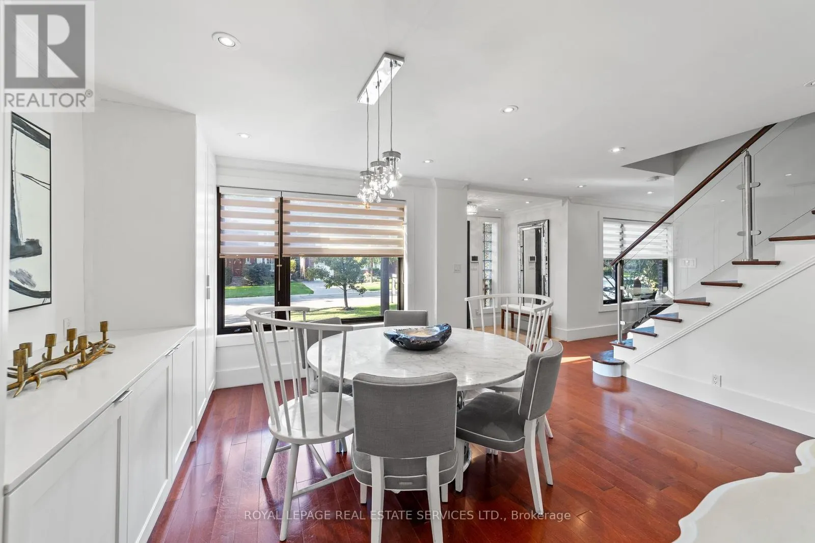 12 ARMOUR BOULEVARD
