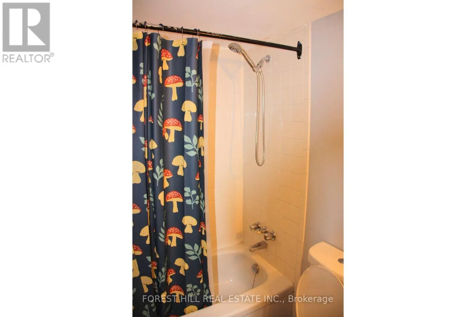 2507 - 133 TORRESDALE AVENUE
