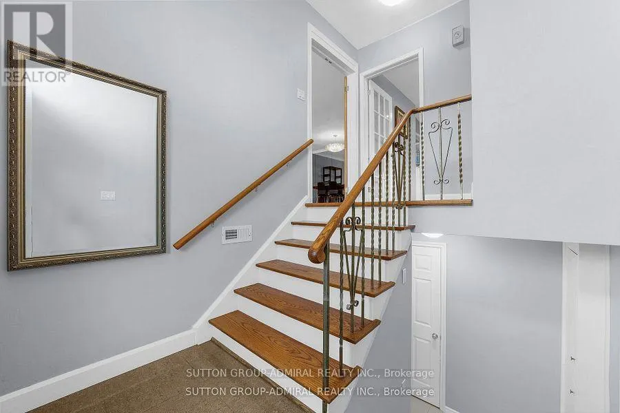 4 CARSCADDEN DRIVE
