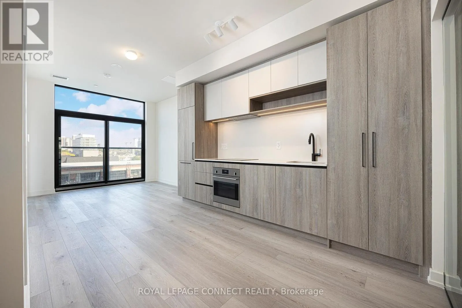 511 - 181 STERLING ROAD