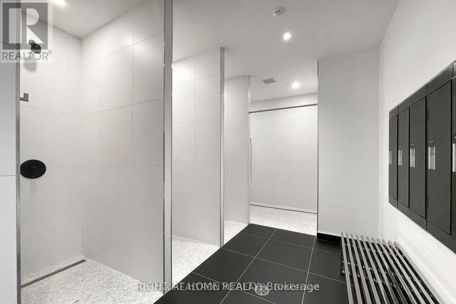 408 - 20 EDWARD STREET