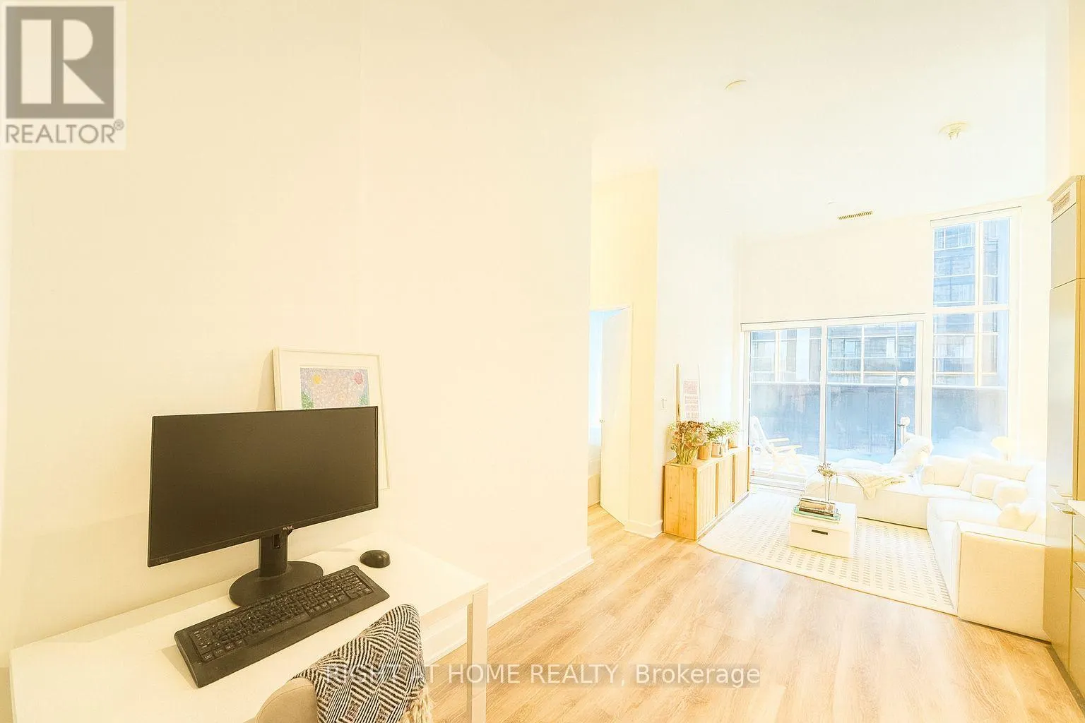 408 - 20 EDWARD STREET