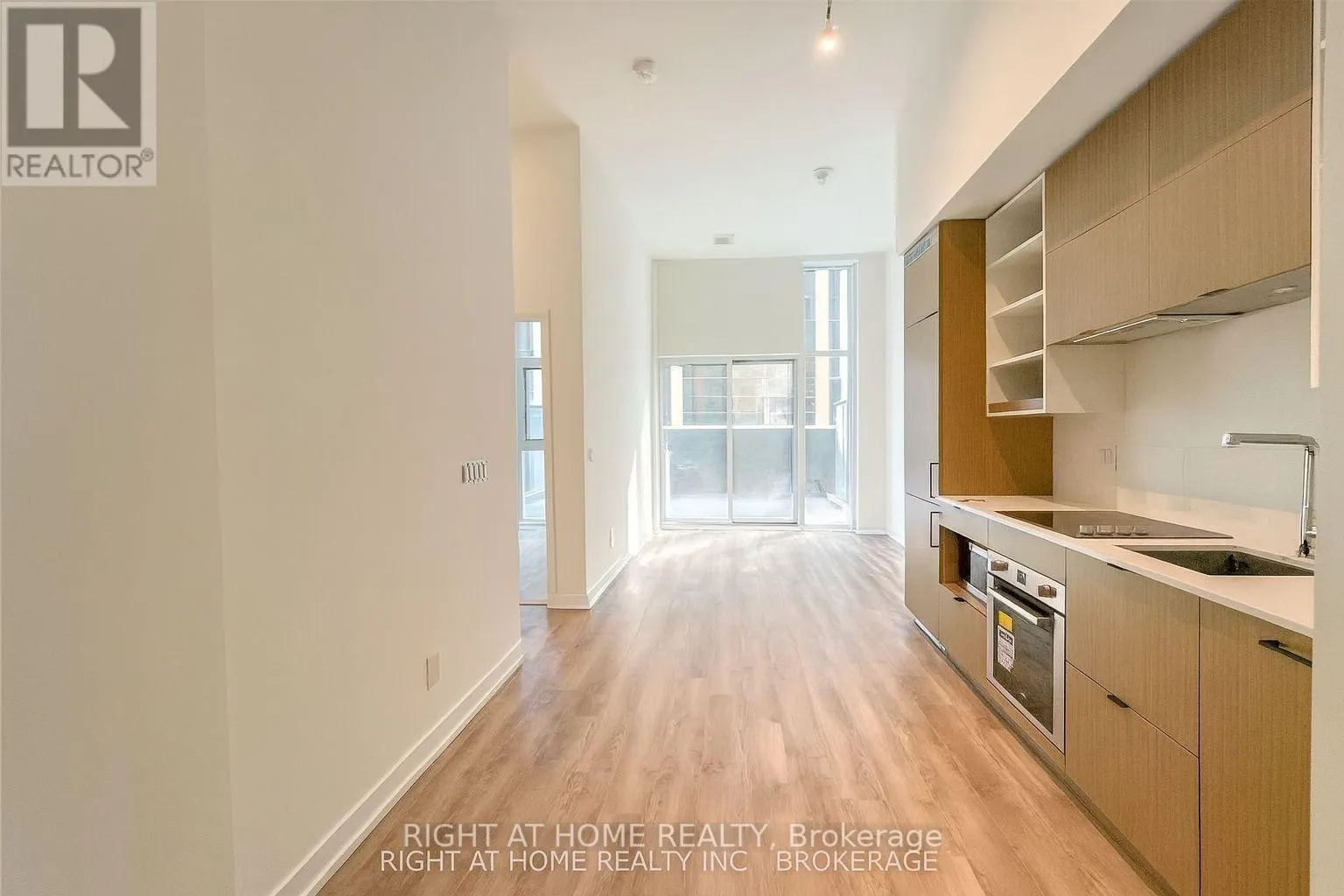 408 - 20 EDWARD STREET