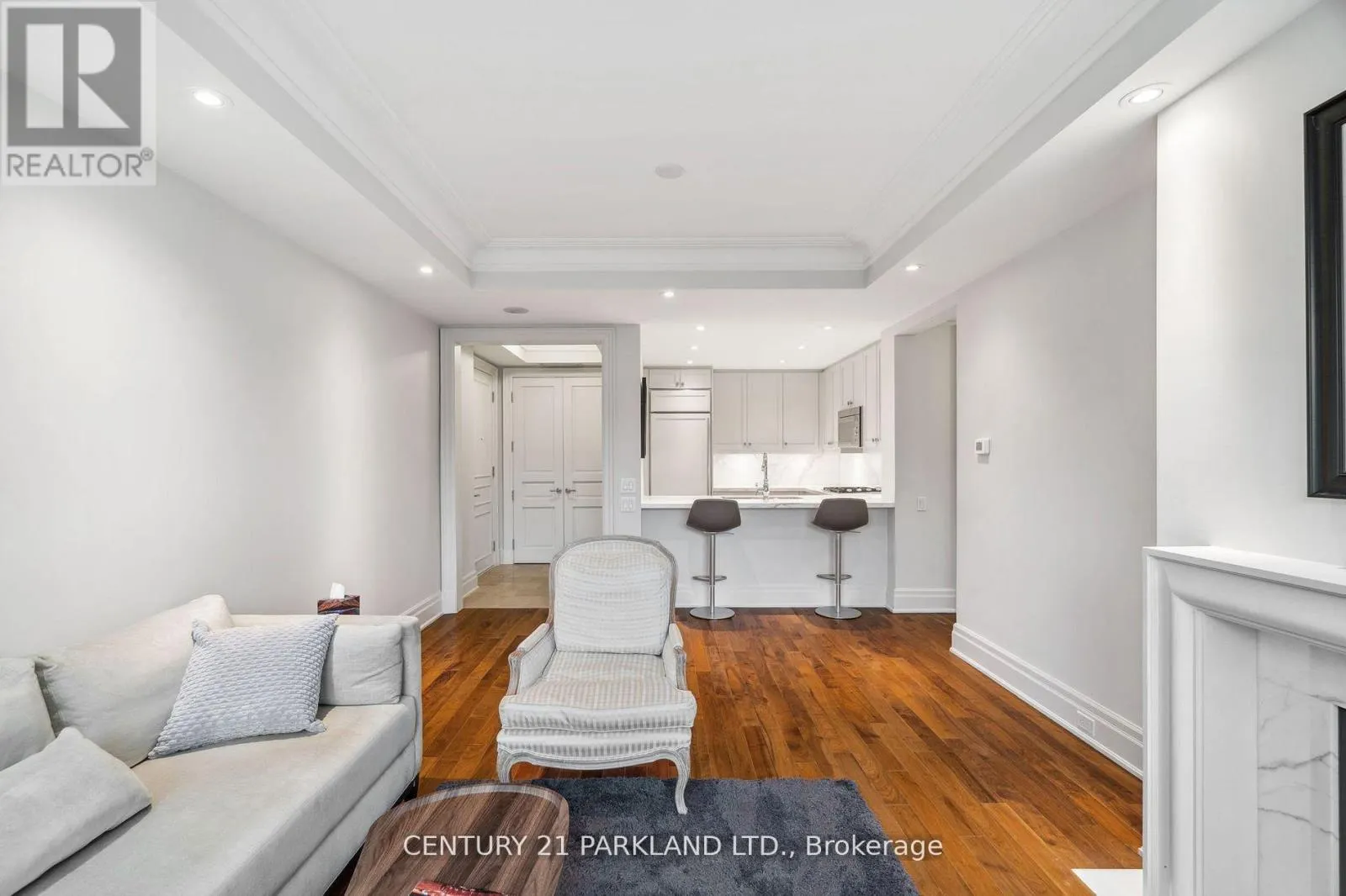 409 - 155 ST CLAIR AVENUE W