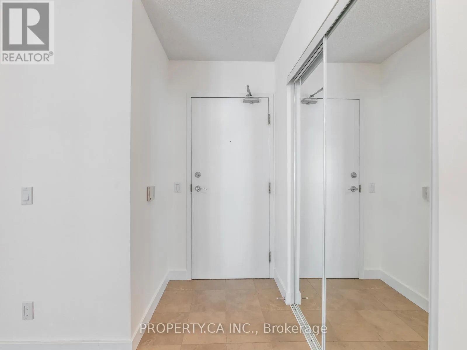 2110 - 361 FRONT STREET W