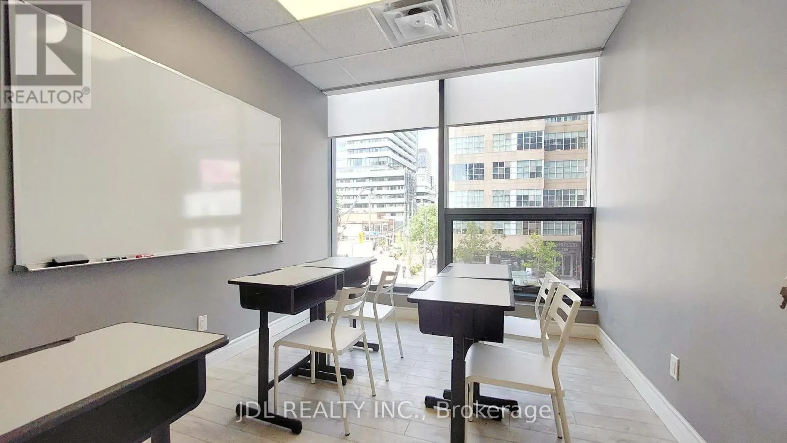 210 - 165 EGLINTON AVENUE E