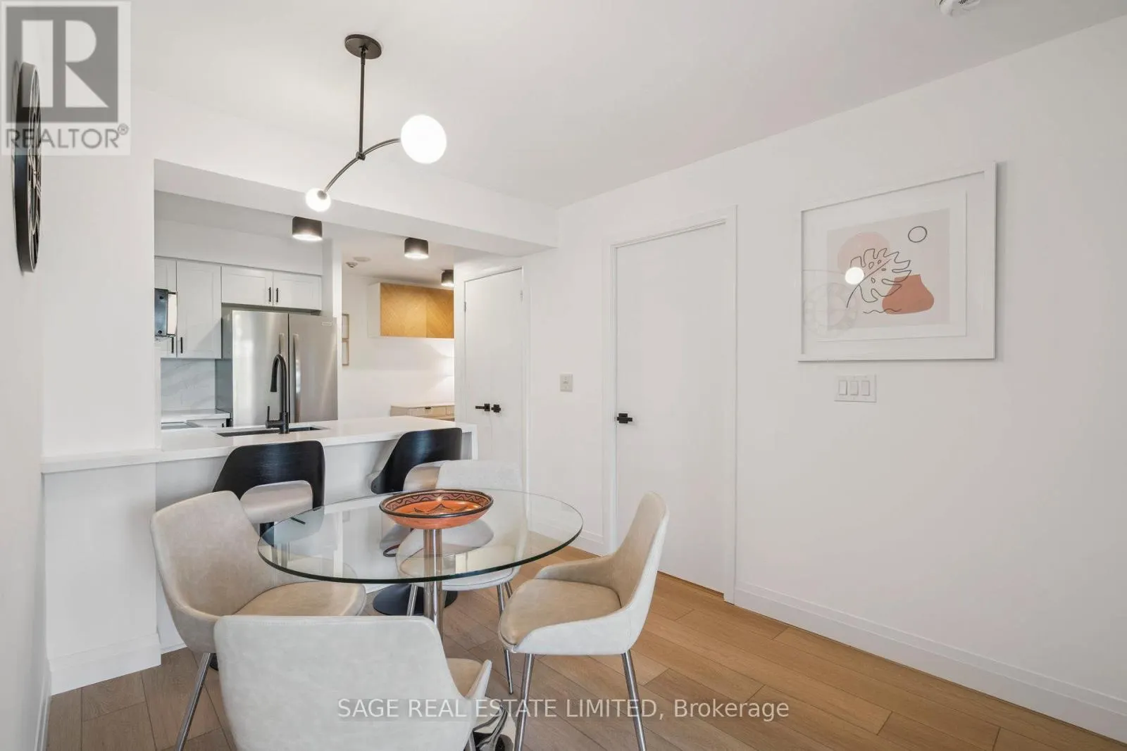 403 - 76 SHUTER STREET
