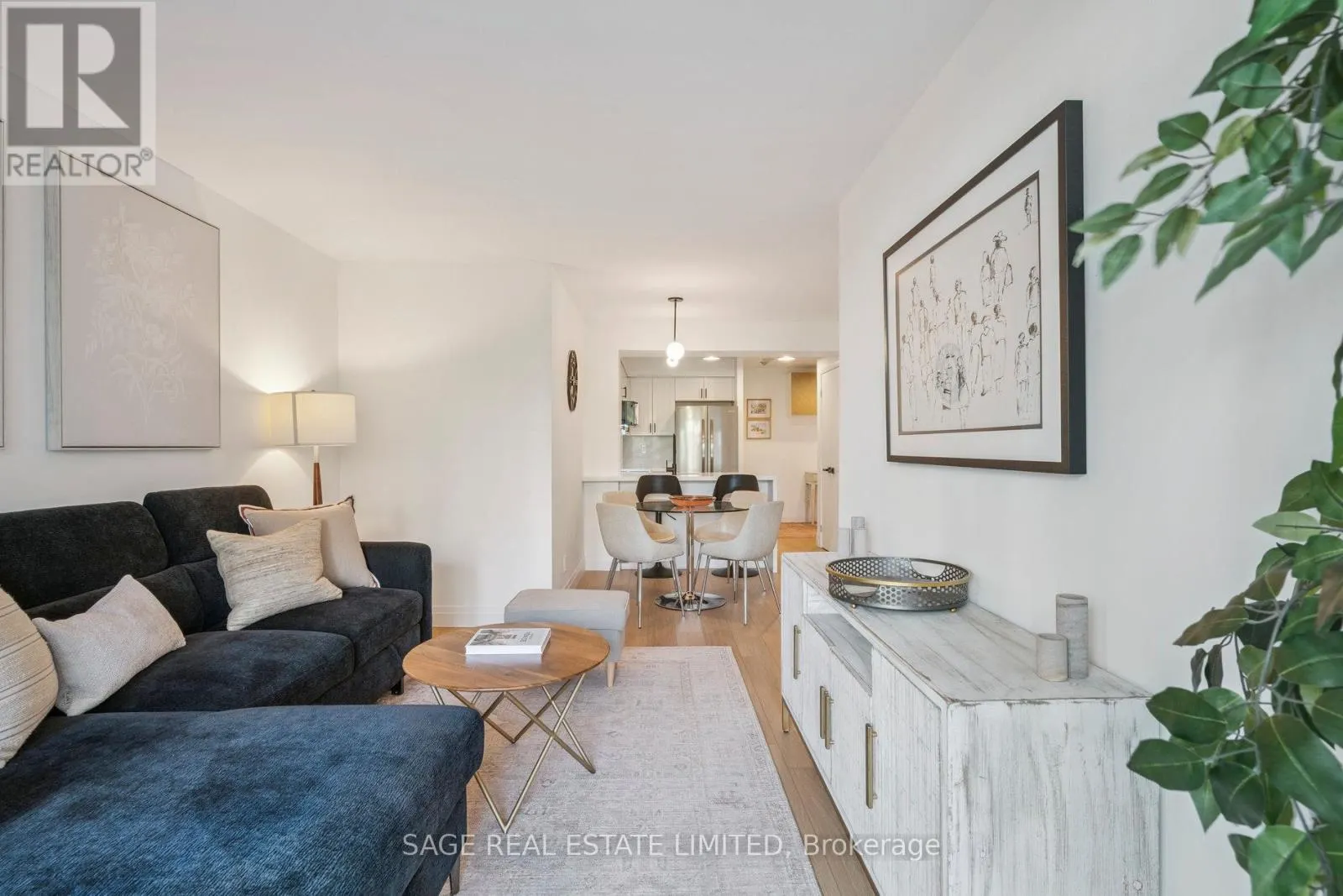 403 - 76 SHUTER STREET