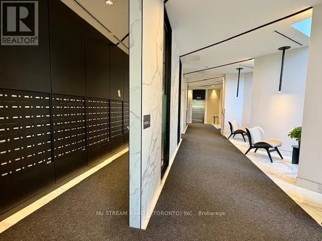 701 - 30 TRETTI WAY