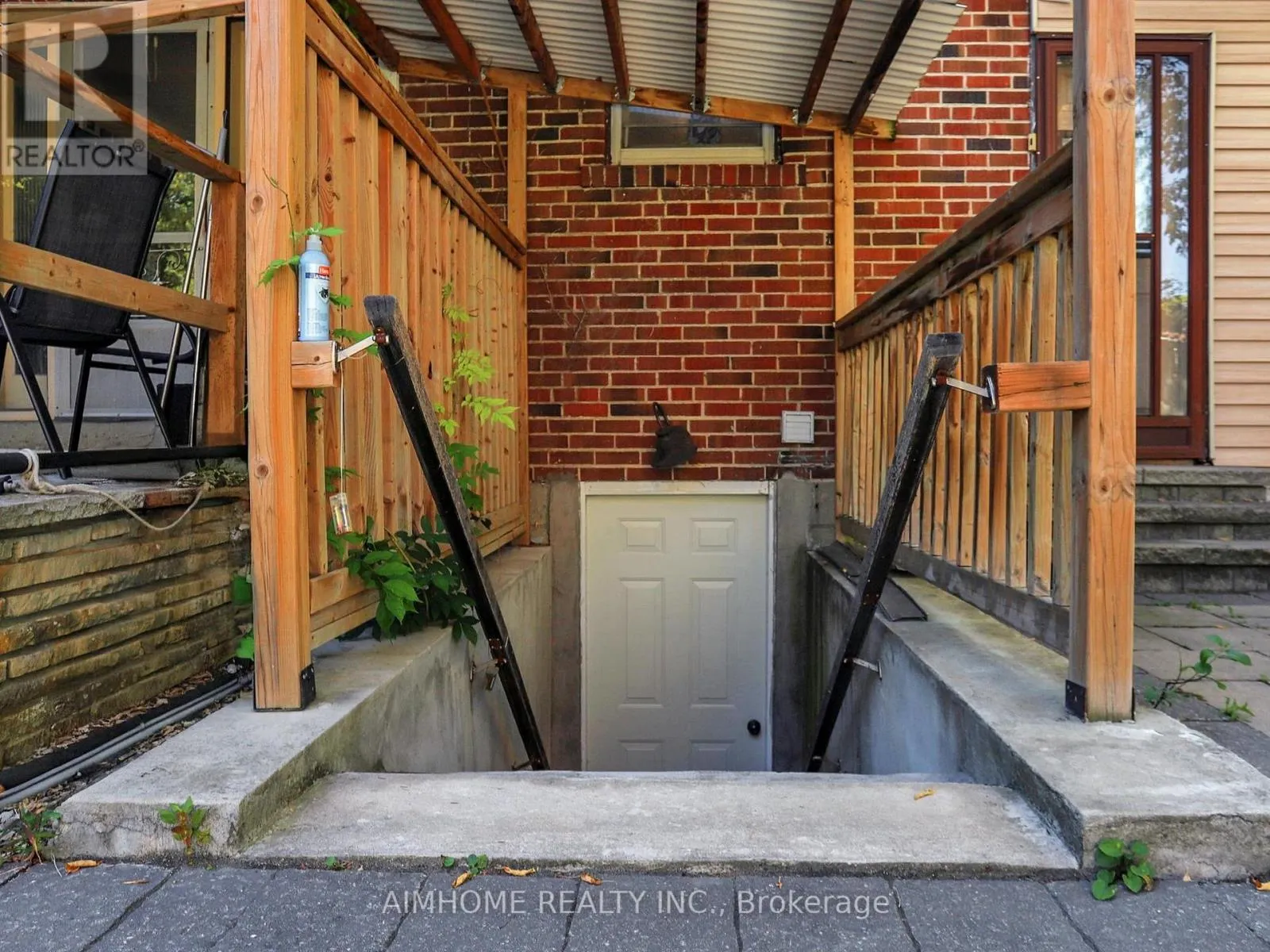 61 TALBOT ROAD
