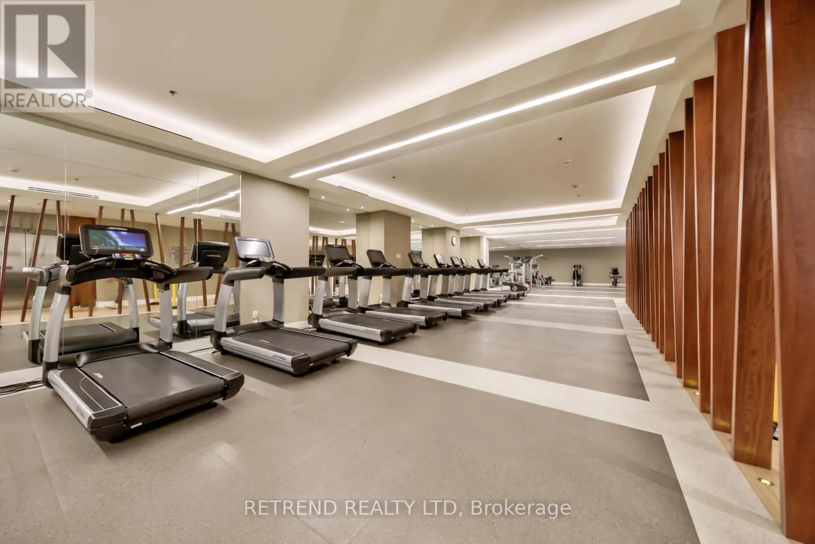 610 - 111 ST CLAIR AVENUE W