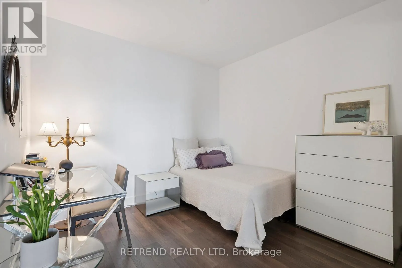 610 - 111 ST CLAIR AVENUE W