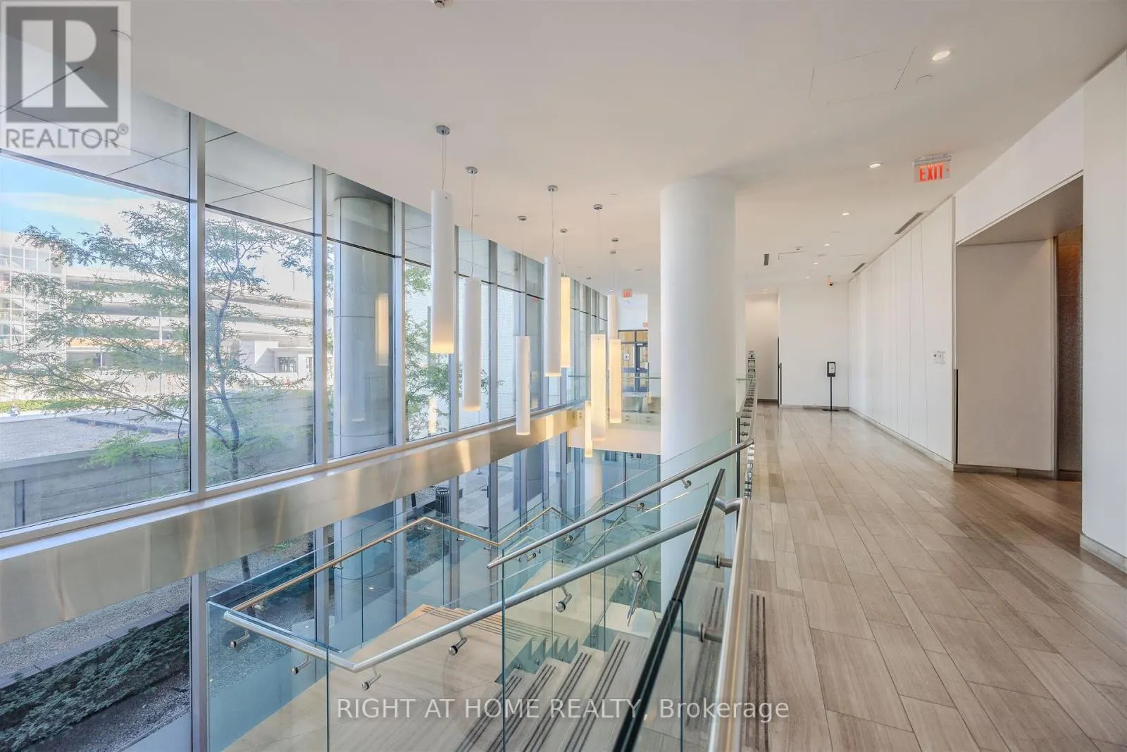 206 - 70 FOREST MANOR ROAD