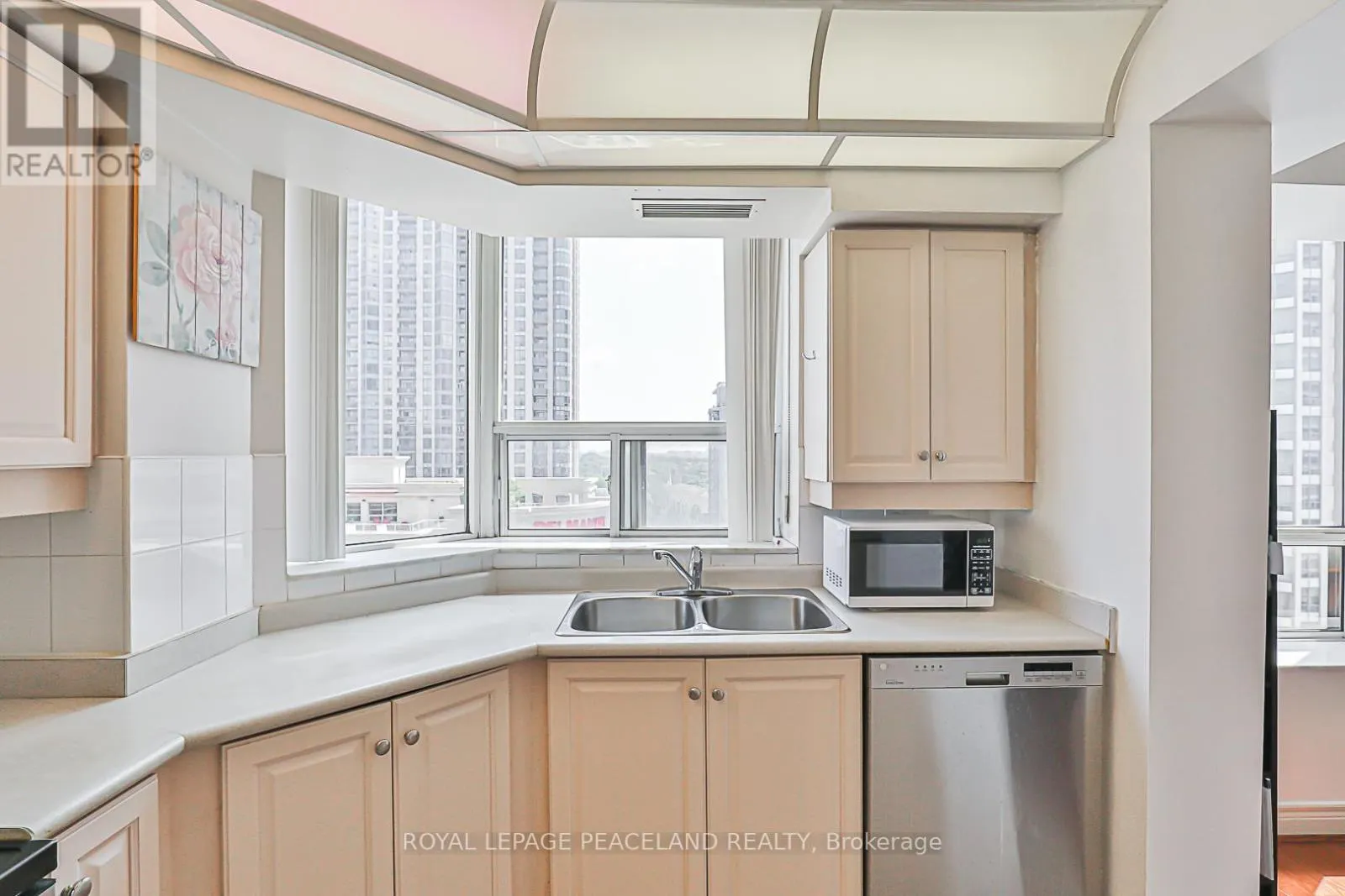 1502 - 5418 YONGE STREET