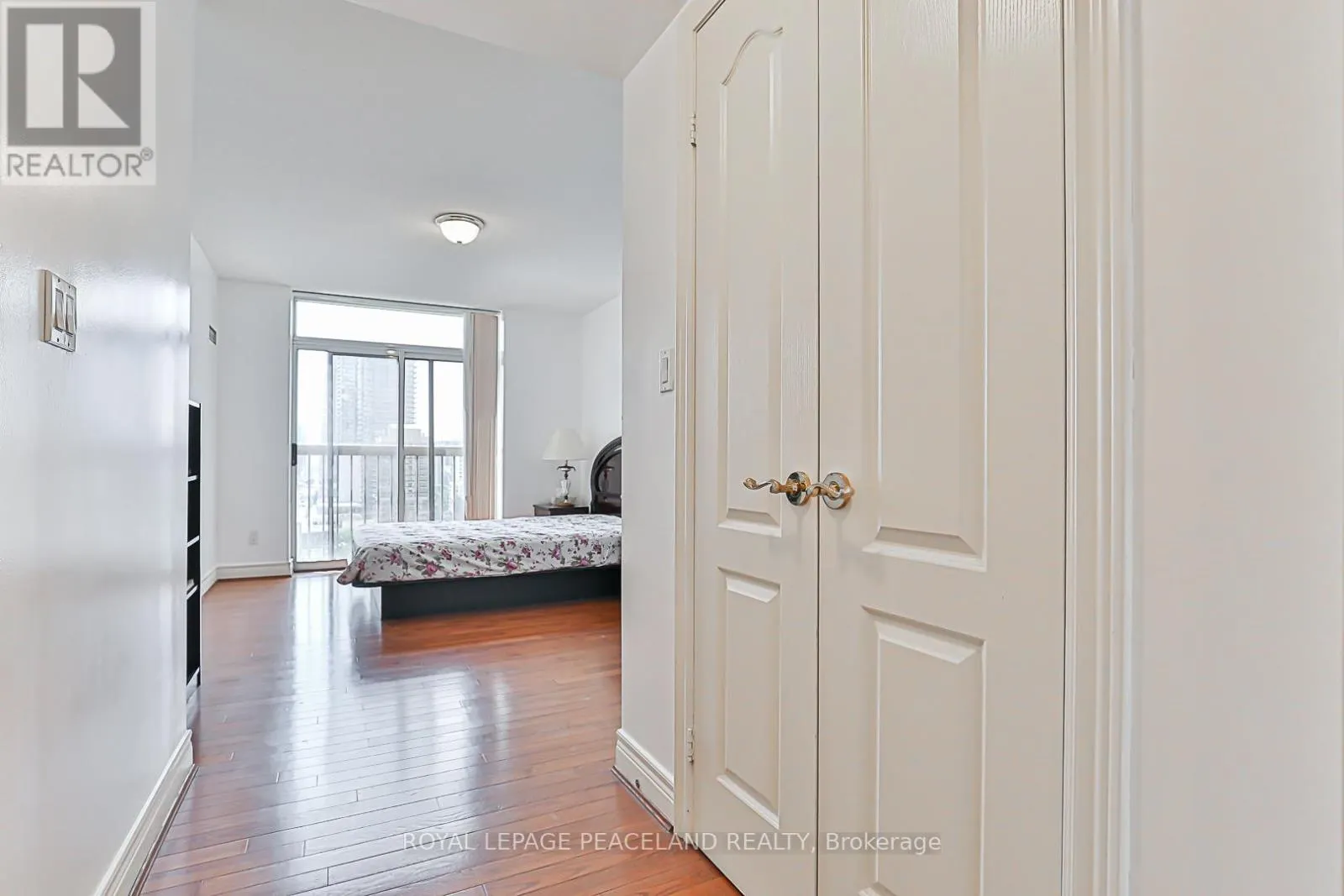 1502 - 5418 YONGE STREET