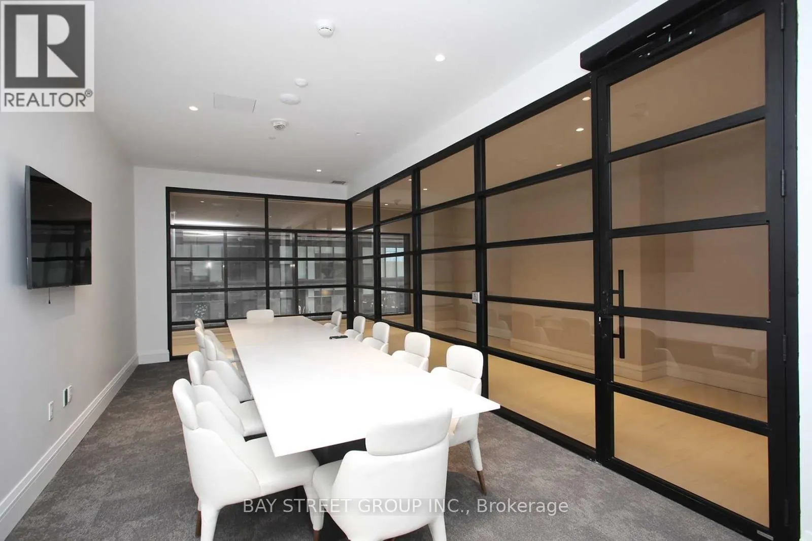 1306 - 39 ROEHAMPTON AVENUE