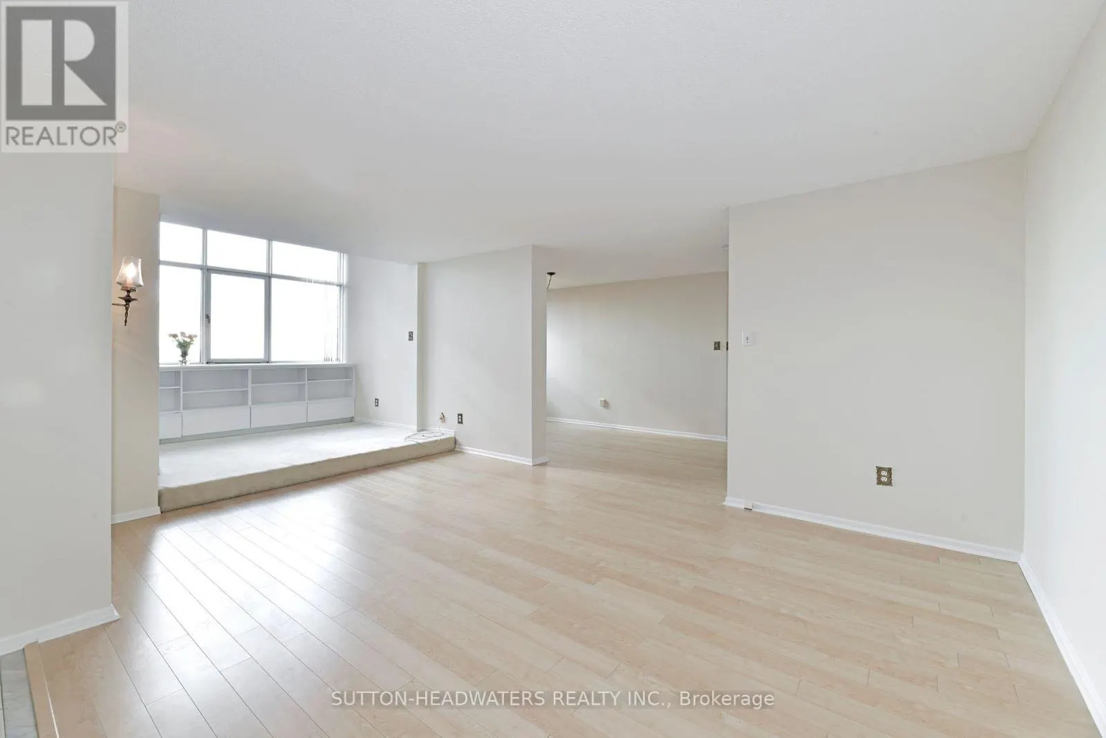 2306 - 5 OLD SHEPPARD AVENUE