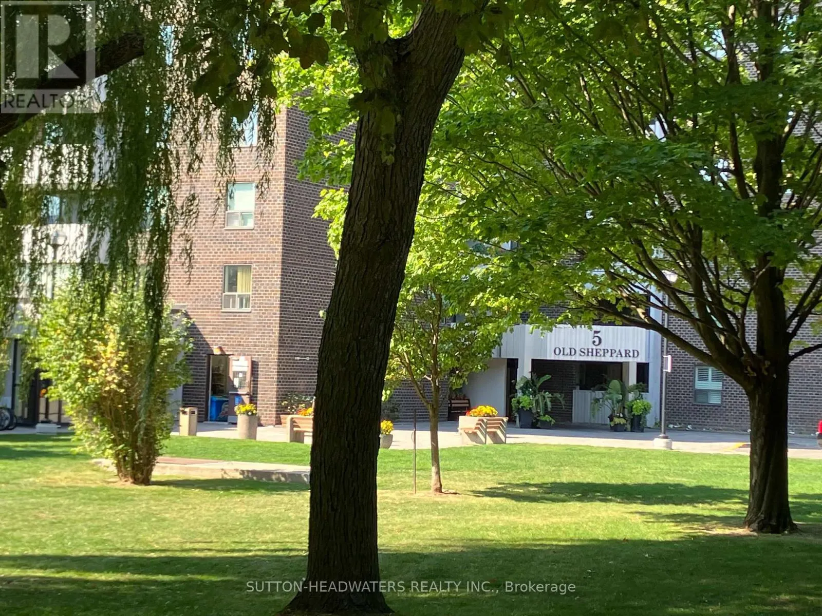 2306 - 5 OLD SHEPPARD AVENUE