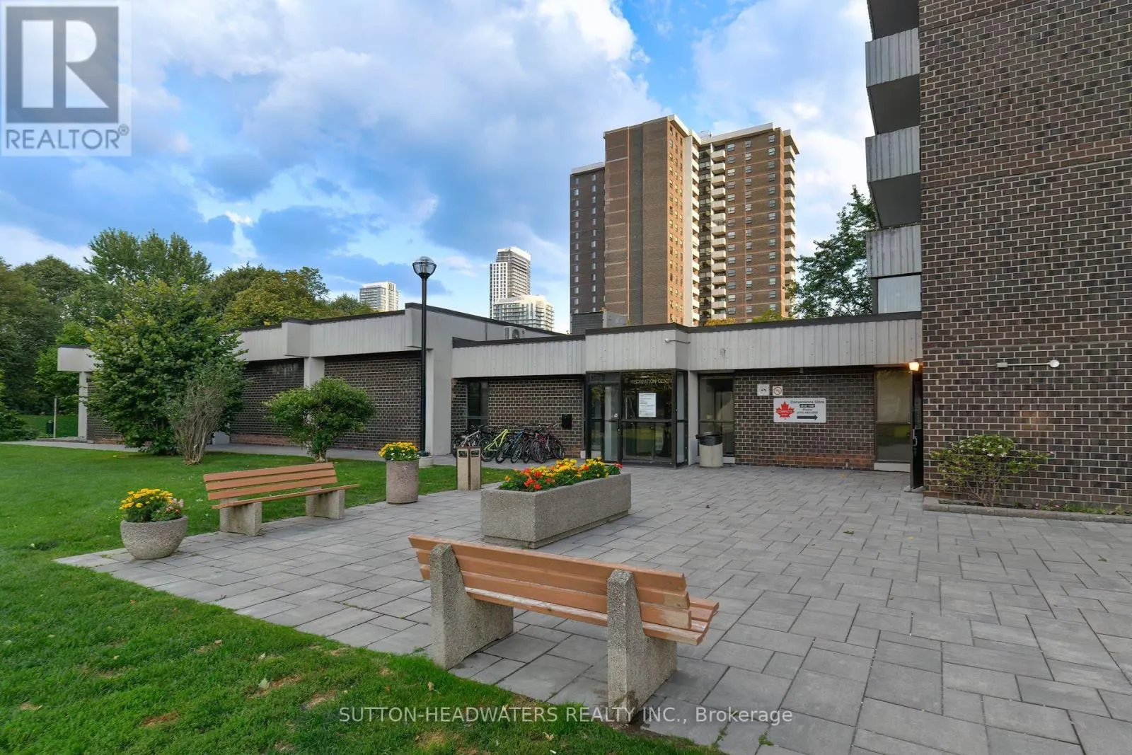 2306 - 5 OLD SHEPPARD AVENUE