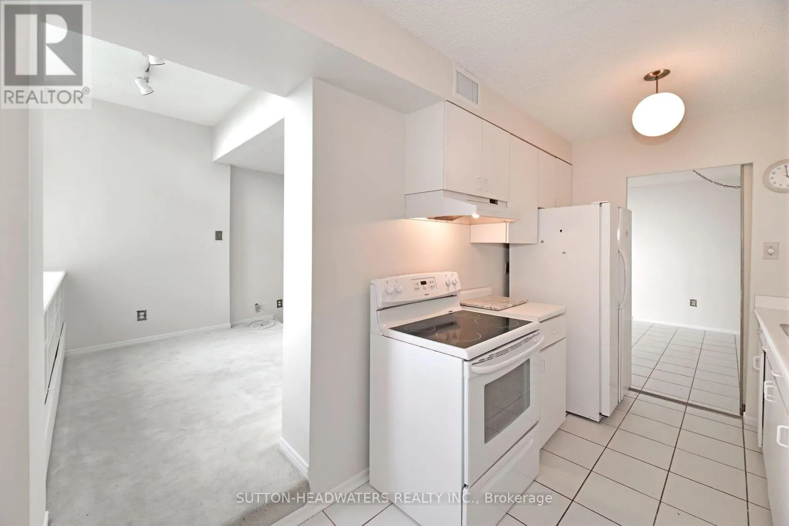 2306 - 5 OLD SHEPPARD AVENUE