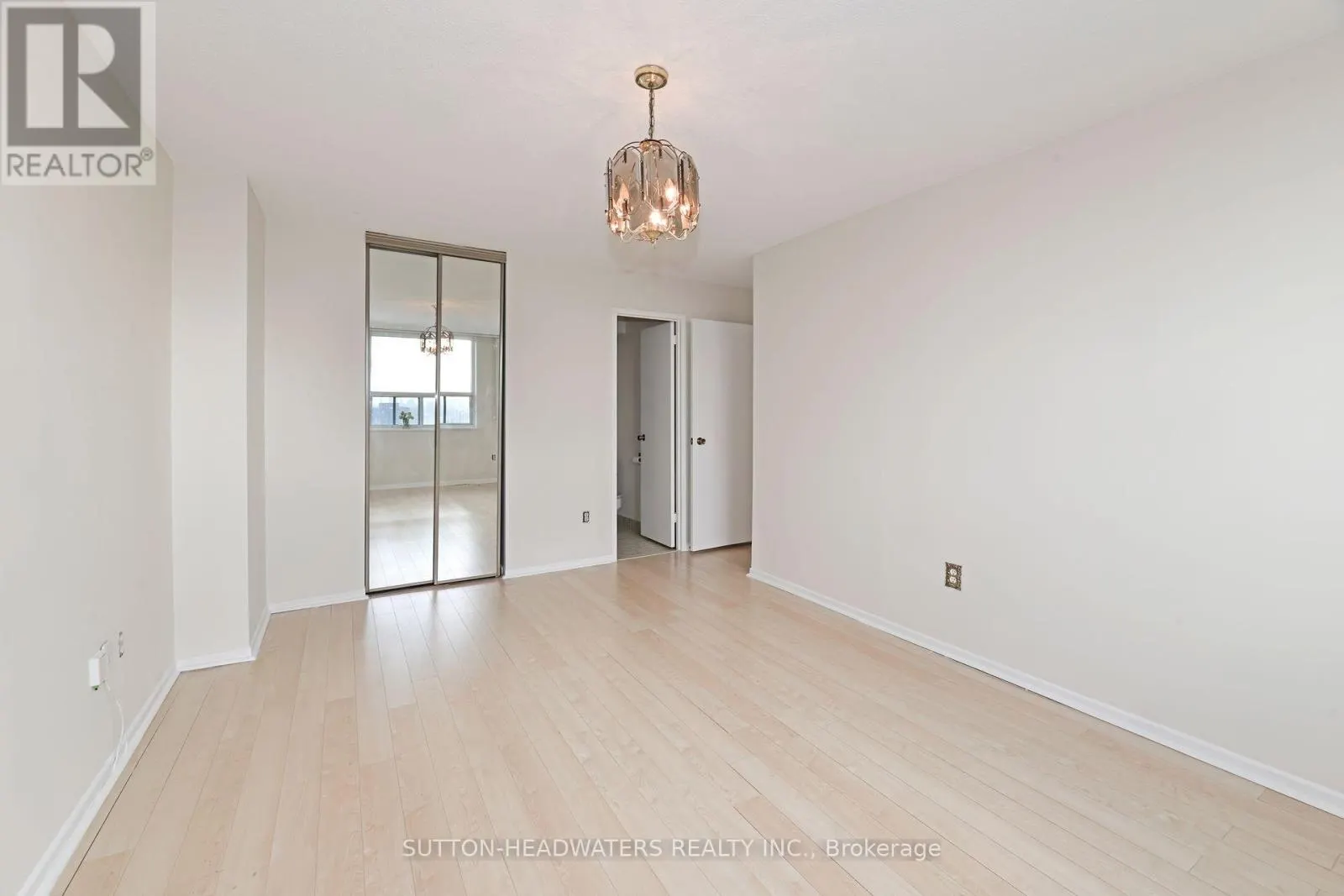 2306 - 5 OLD SHEPPARD AVENUE