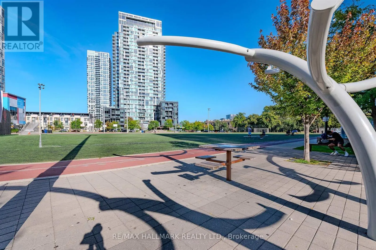 702 - 55 REGENT PARK BOULEVARD