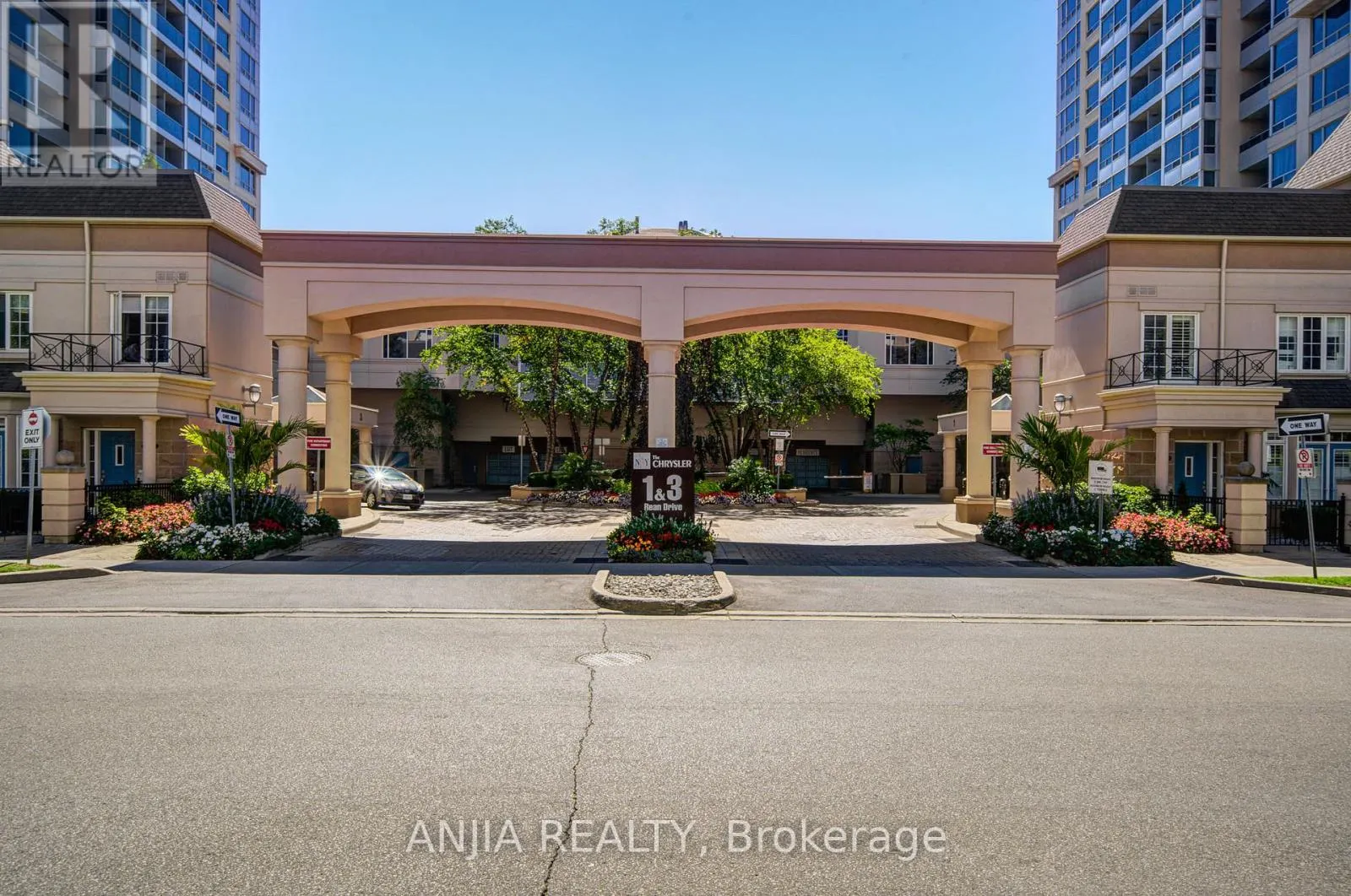 908 - 1 REAN DRIVE