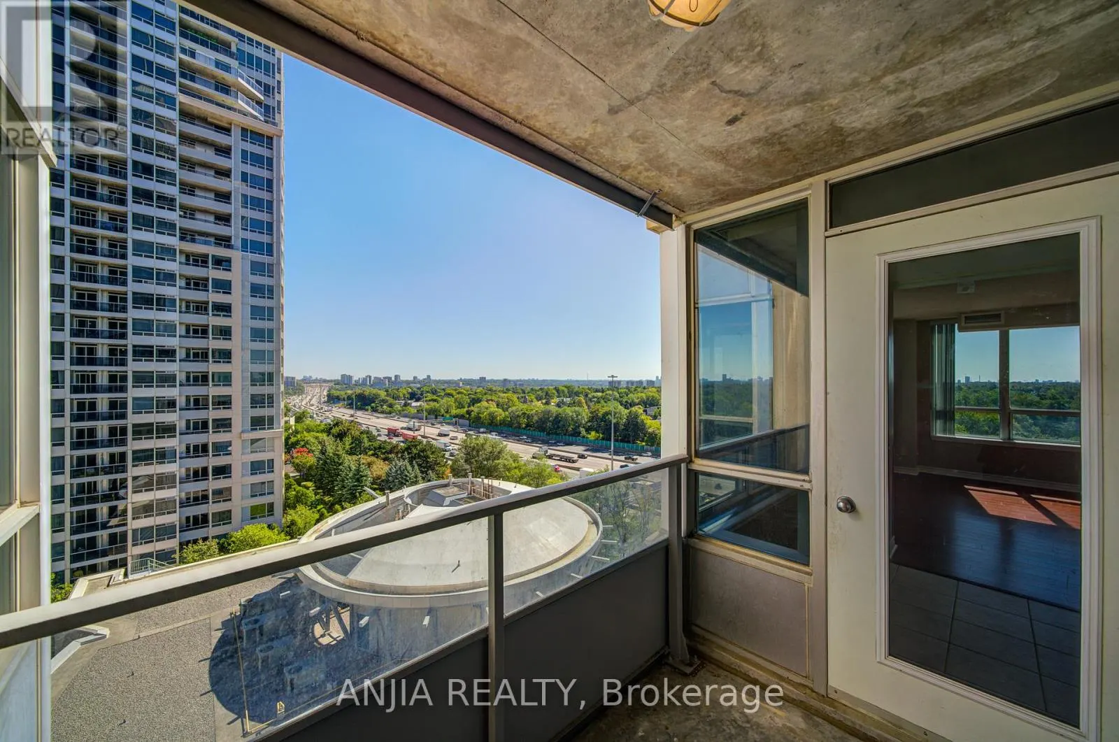 908 - 1 REAN DRIVE