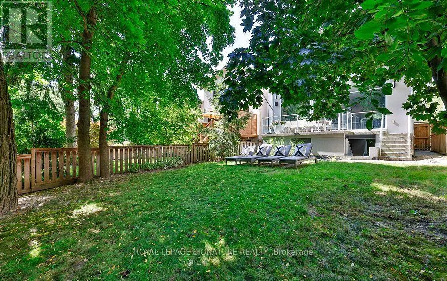 63 DOUGLAS CRESCENT
