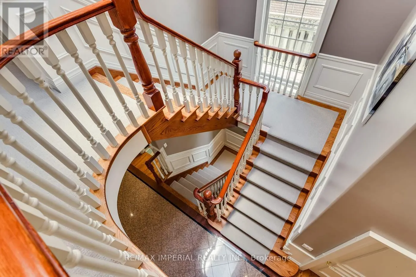270 SPRING GARDEN AVENUE