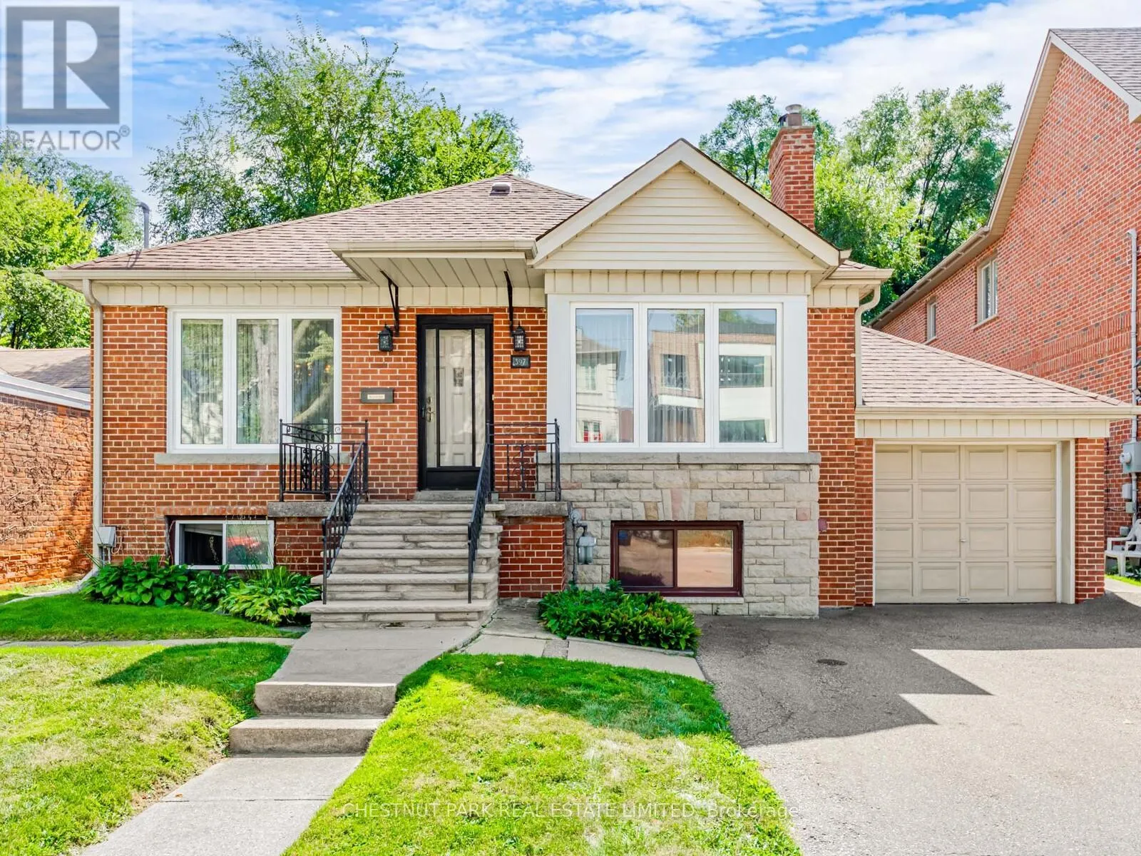 397 CORTLEIGH BOULEVARD