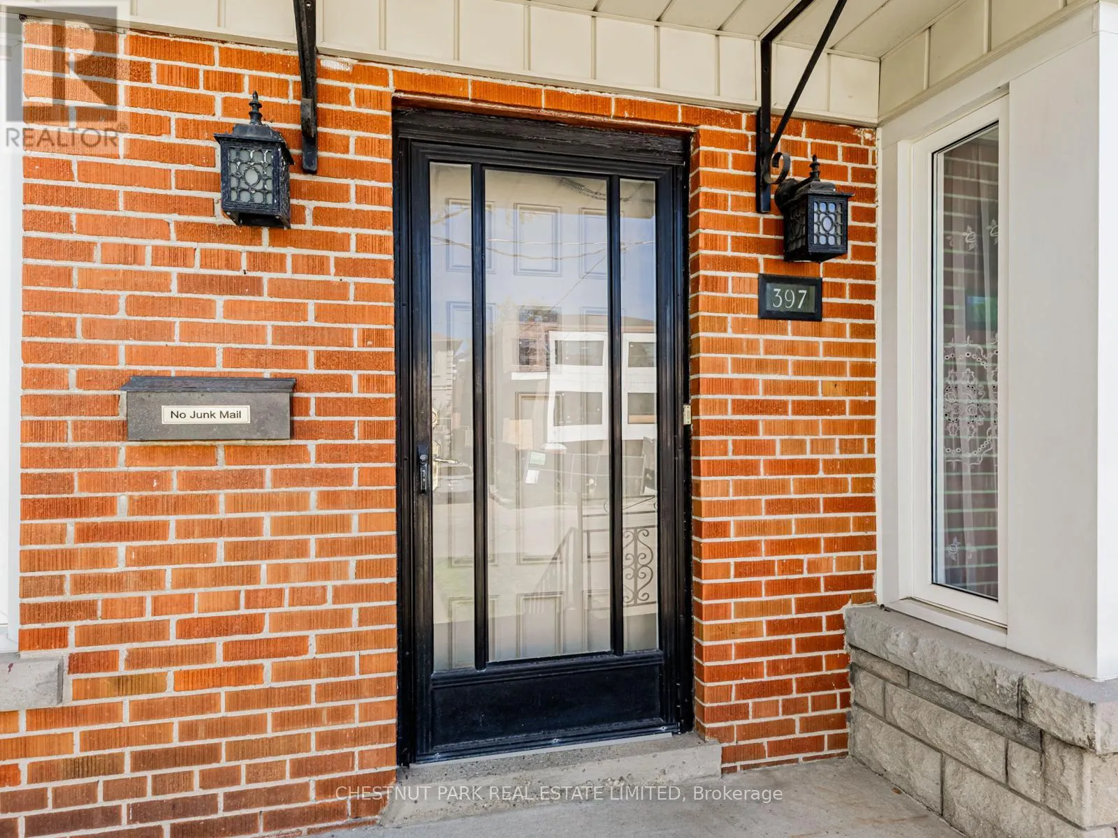 397 CORTLEIGH BOULEVARD